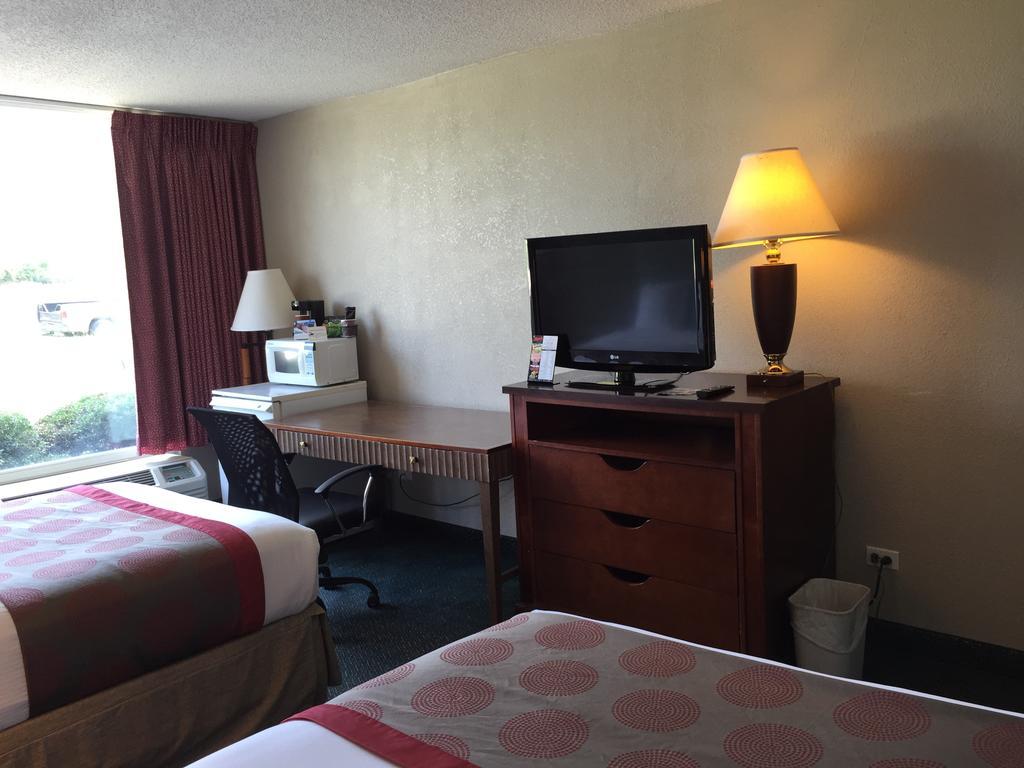 Economy Inn & Suites Shreveport Room photo